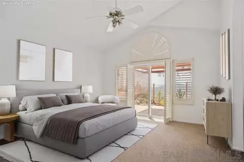 Bedroom - 2133 View Crest Gln, Escondido, CA 92026 photo 5 of 5