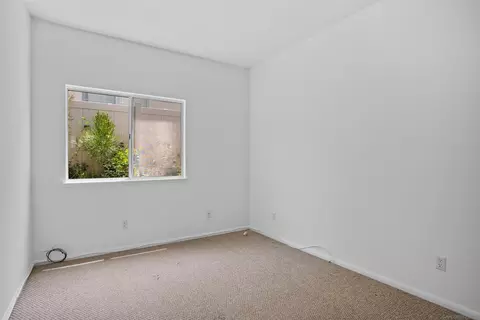 Bedroom - 2133 View Crest Gln, Escondido, CA 92026 photo 1 of 5
