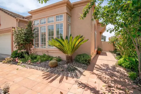 Exterior - 2133 View Crest Gln, Escondido, CA 92026 photo 4 of 6