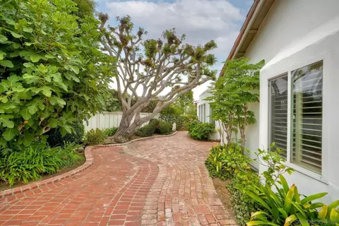 Exterior - 5002 Mycenae Way, Oceanside, CA 92056 photo 3 of 15