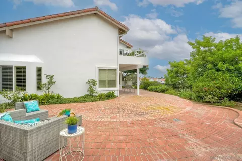 Exterior - 5002 Mycenae Way, Oceanside, CA 92056 photo 9 of 15