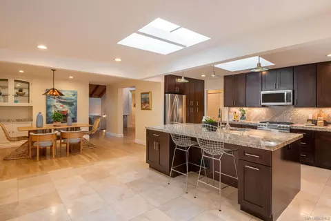 4027 Narragansett Ave, San Diego, CA 92107