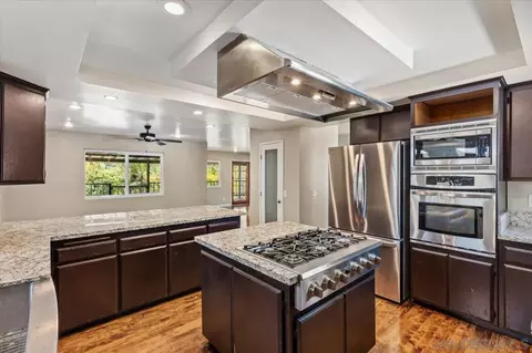 Kitchen - 2891 Highlands Blvd, Spring Valley, CA 91977 photo 2 of 4