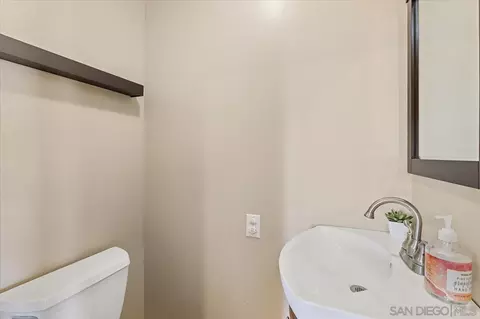 Bath - 2891 Highlands Blvd, Spring Valley, CA 91977 photo 1 of 6