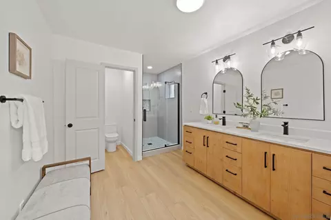 Bath - 9117 Heatherdale St, Santee, CA 92071 photo 1 of 5