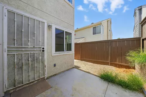 2256 Kings View Cir, Spring Valley, CA 91977 photo 23