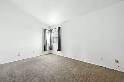 2256 Kings View Cir, Spring Valley, CA 91977 photo 18