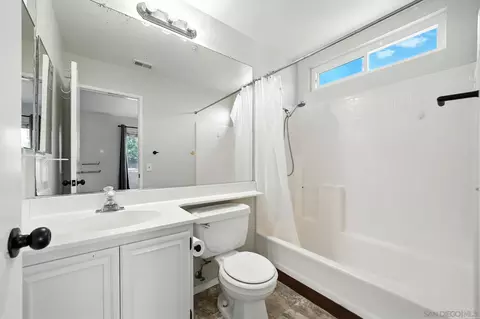 2256 Kings View Cir, Spring Valley, CA 91977 photo 19
