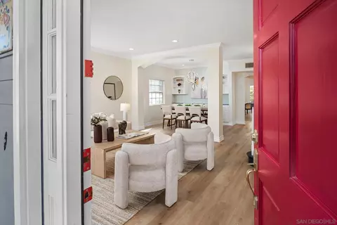 Entry Way - 260 H Ave, Coronado, CA 92118 photo 1 of 2