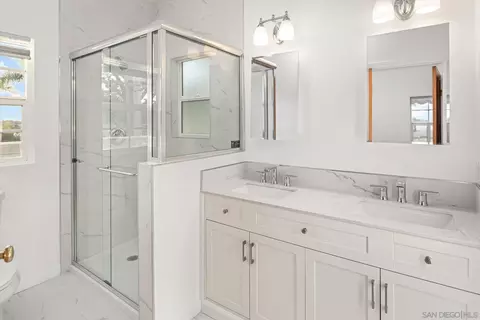 Bath - 260 H Ave, Coronado, CA 92118 photo 7 of 7