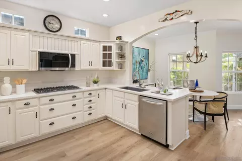 Kitchen - 260 H Ave, Coronado, CA 92118 photo 1 of 8