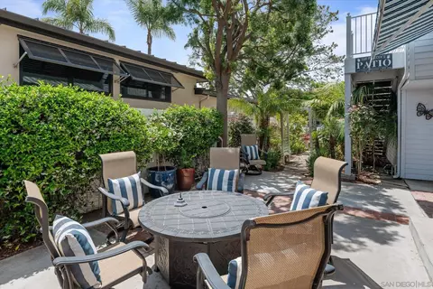 Exterior - 260 H Ave, Coronado, CA 92118 photo 4 of 9