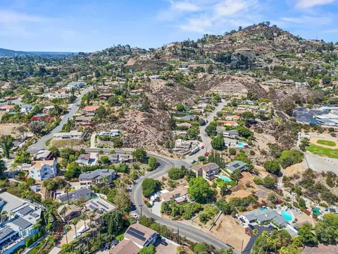 View/Area - 4245 Avenida Gregory, Spring Valley, CA 91977 photo 14 of 17