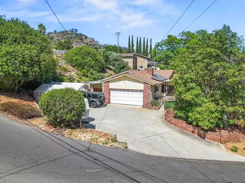 View/Area - 4245 Avenida Gregory, Spring Valley, CA 91977 photo 4 of 17