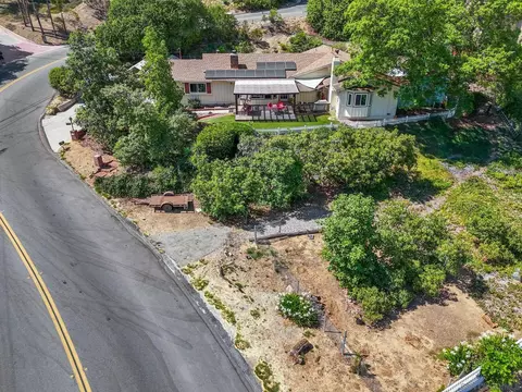 View/Area - 4245 Avenida Gregory, Spring Valley, CA 91977 photo 11 of 17
