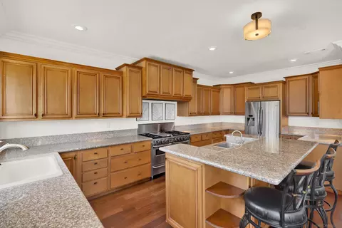 Kitchen - 1534 Corte Roberto, Oceanside, CA 92056 photo 4 of 4