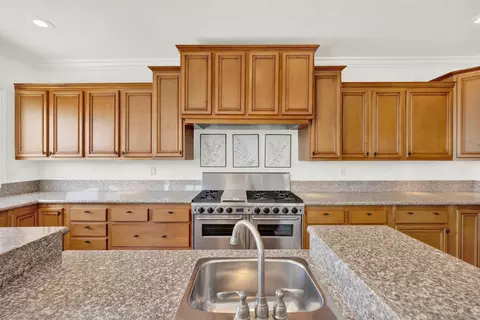 Kitchen - 1534 Corte Roberto, Oceanside, CA 92056 photo 1 of 4
