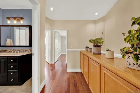 Entry Way - 1534 Corte Roberto, Oceanside, CA 92056 photo 5 of 5