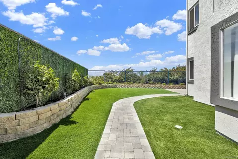 Exterior - 1534 Corte Roberto, Oceanside, CA 92056 photo 10 of 10
