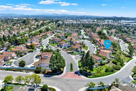 View/Area - 1534 Corte Roberto, Oceanside, CA 92056 photo 6 of 7