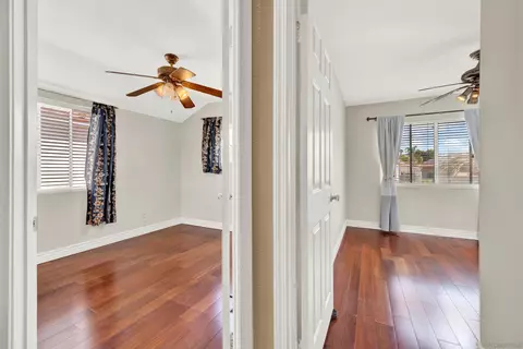 Entry Way - 1534 Corte Roberto, Oceanside, CA 92056 photo 4 of 5