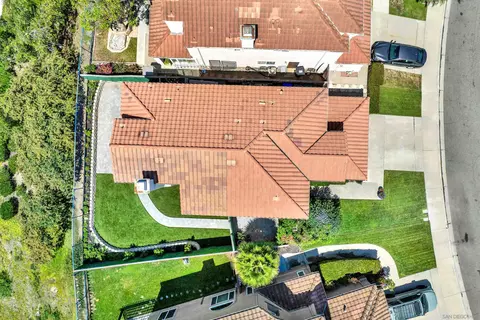View/Area - 1534 Corte Roberto, Oceanside, CA 92056 photo 3 of 7