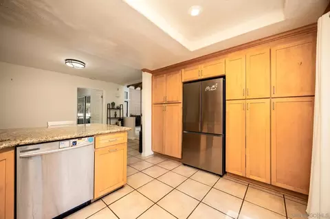 Kitchen - 15845 Davis Cup Ln, Ramona, CA 92065 photo 4 of 4