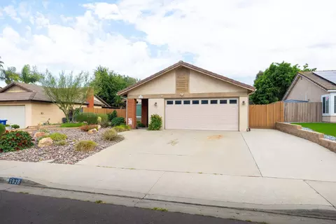 1828 Donahue Dr, El Cajon, CA 92019