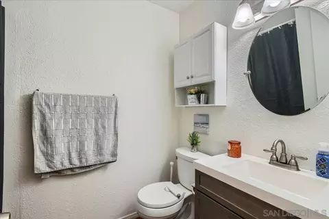 Bath - 8753 Crossway Ct #88, Santee, CA 92071 photo 1 of 2