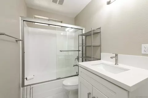 Bath - 1412 San Miguel Ave, Spring Valley, CA 91977 photo 5 of 5