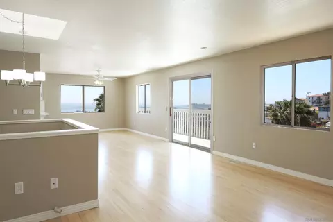 Living - 1412 San Miguel Ave, Spring Valley, CA 91977 photo 4 of 5