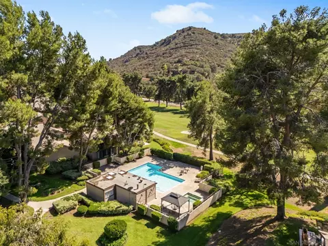 Exterior - 4121 Oak Island Ln, Fallbrook, CA 92028 photo 6 of 7