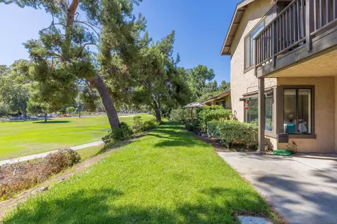 Exterior - 4121 Oak Island Ln, Fallbrook, CA 92028 photo 3 of 7