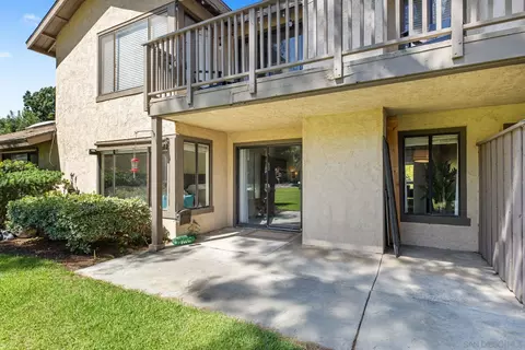 Exterior - 4121 Oak Island Ln, Fallbrook, CA 92028 photo 2 of 7