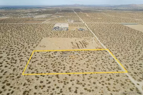 0 126th St #3, Pearblossom, CA 93553