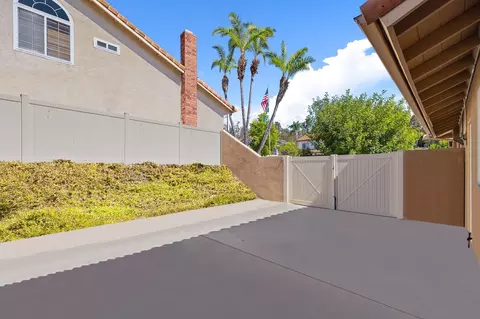 Exterior - 13958 Carriage Rd, Poway, CA 92064 photo 3 of 8