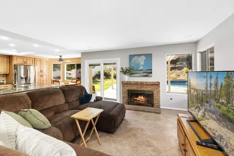 Living - 13958 Carriage Rd, Poway, CA 92064 photo 2 of 3