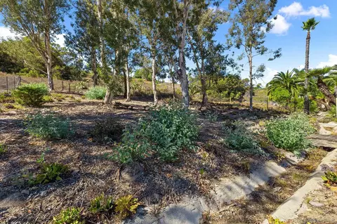 Exterior - 13958 Carriage Rd, Poway, CA 92064 photo 6 of 8