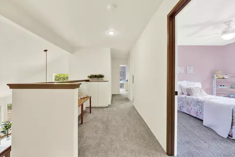 Entry Way - 13515 Quiet Hills Dr, Poway, CA 92064 photo 7 of 9