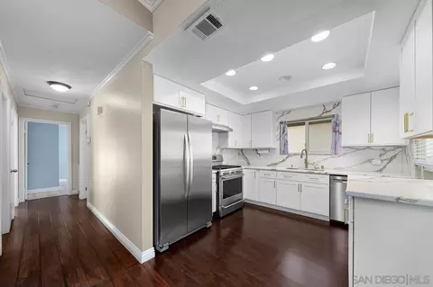 Entry Way - 4773 Sequoia Pl, Oceanside, CA 92057 photo 1 of 1