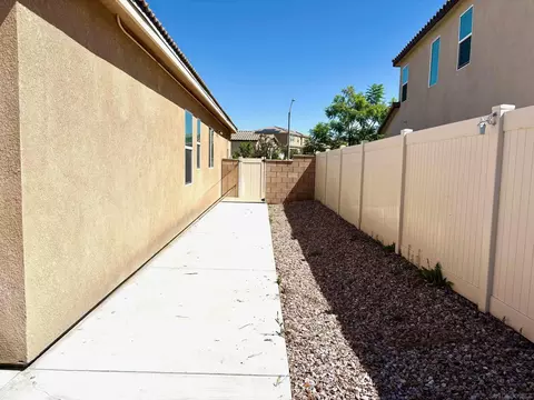 Exterior - 32757 Marin Flds, Winchester, CA 92596 photo 6 of 16