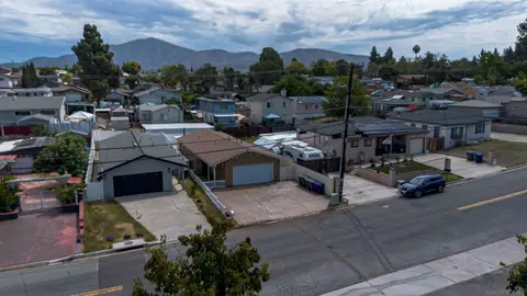 View/Area - 445 Kempton St, Spring Valley, CA 91977 photo 8 of 18