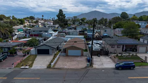 View/Area - 445 Kempton St, Spring Valley, CA 91977 photo 9 of 18