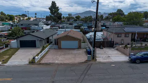 View/Area - 445 Kempton St, Spring Valley, CA 91977 photo 10 of 18
