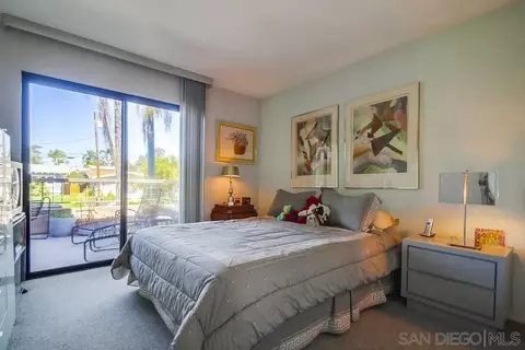 Bedroom - 4135 Eagle St, San Diego, CA 92103 photo 3 of 4