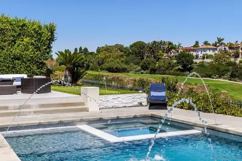 Exterior - 7124 Aviara Dr, Carlsbad, CA 92011 photo 7 of 12