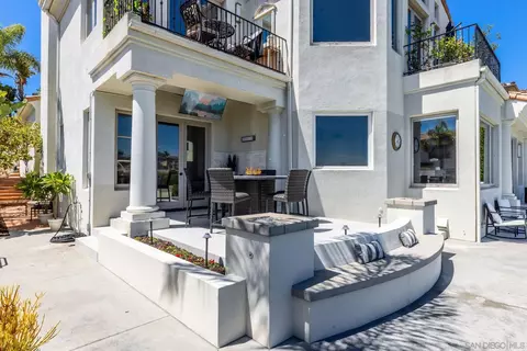 Exterior - 7124 Aviara Dr, Carlsbad, CA 92011 photo 10 of 12