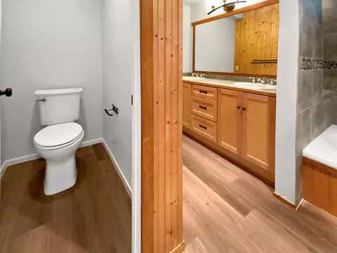 Bath - 17759 Saint Andrews Dr, Poway, CA 92064 photo 3 of 5