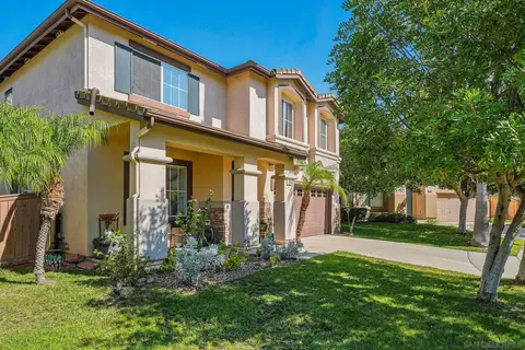 Exterior - 5058 Lake Circle Rd, Fallbrook, CA 92028 photo 10 of 10