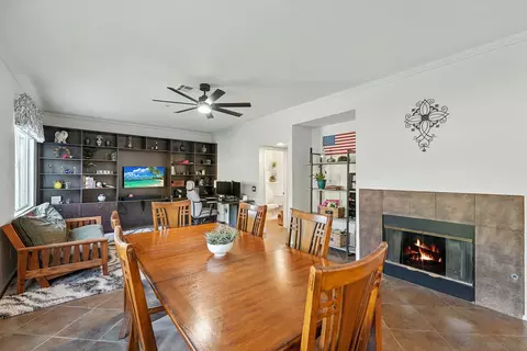Dining - 5058 Lake Circle Rd, Fallbrook, CA 92028 photo 2 of 2